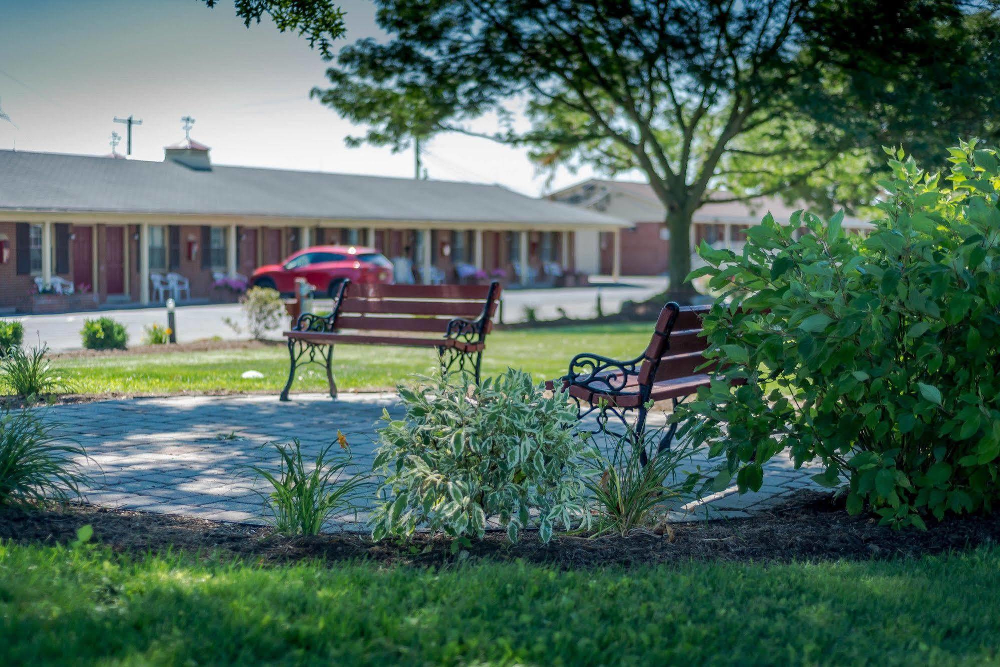 Harvest Drive Family Inn - Renovated Rooms Gordonville Exterior photo